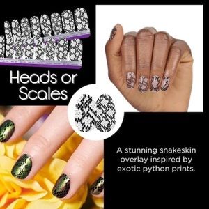 COLORSTREET : Heads or scales